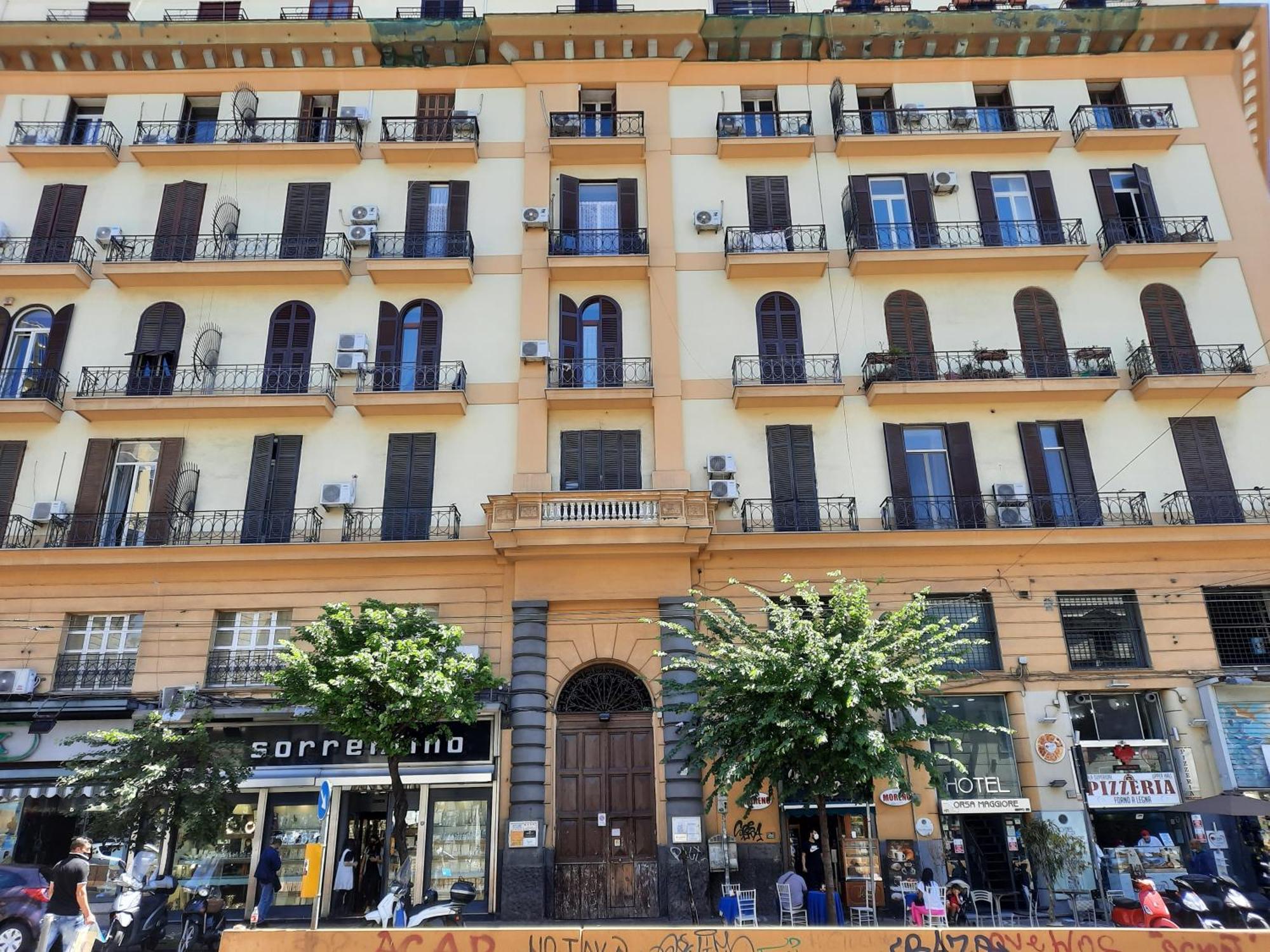 Bellanapoli Bed & Breakfast *